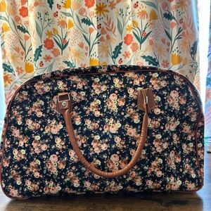 Large Floral Weekend Duffle Bag Black With Large Side Pocket Brown Handles